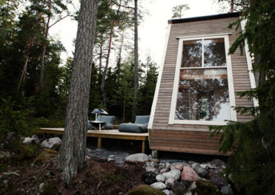 Q - Micro cabin sloped front mid grey timber front